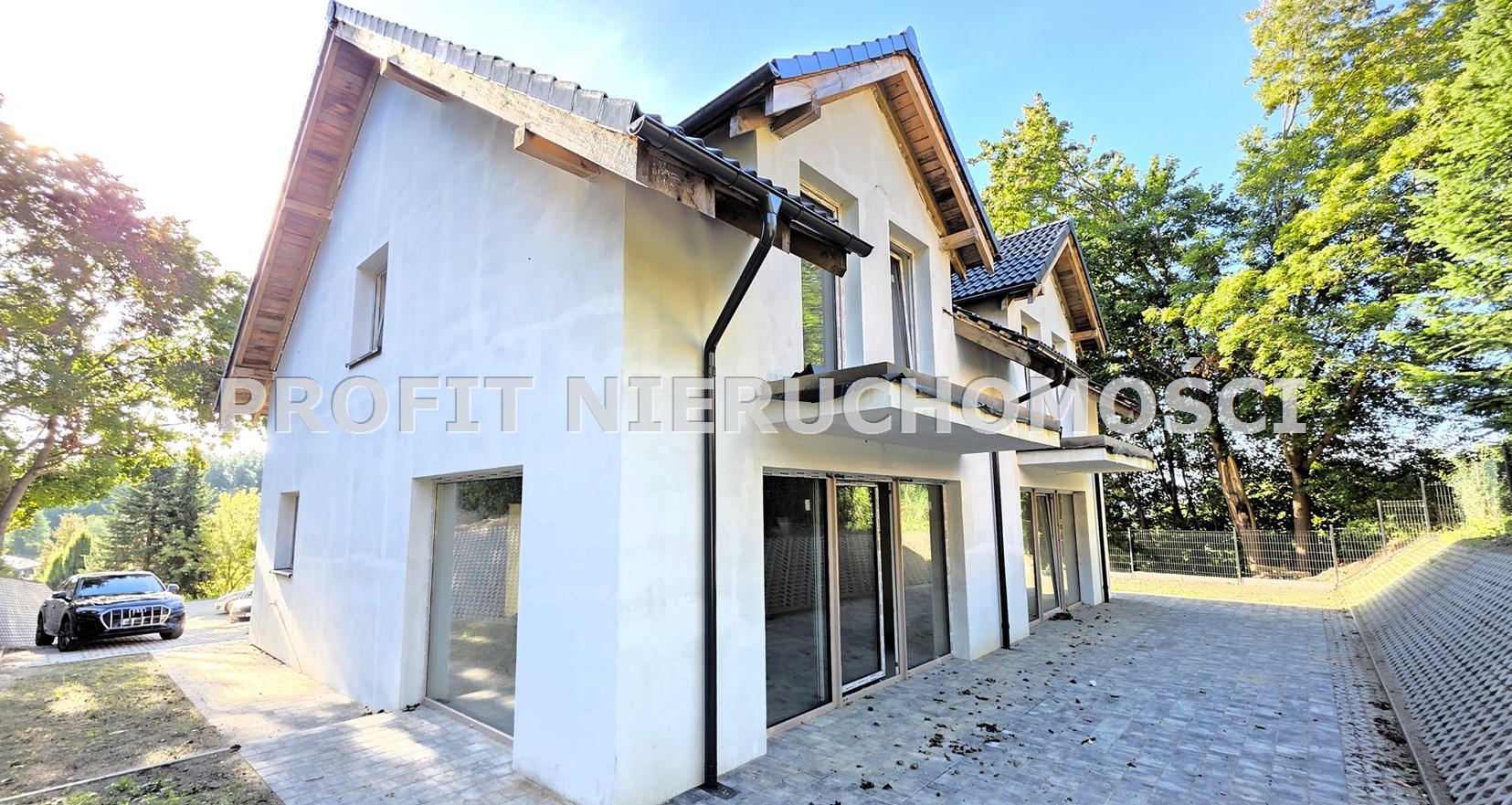 10847181220002000100