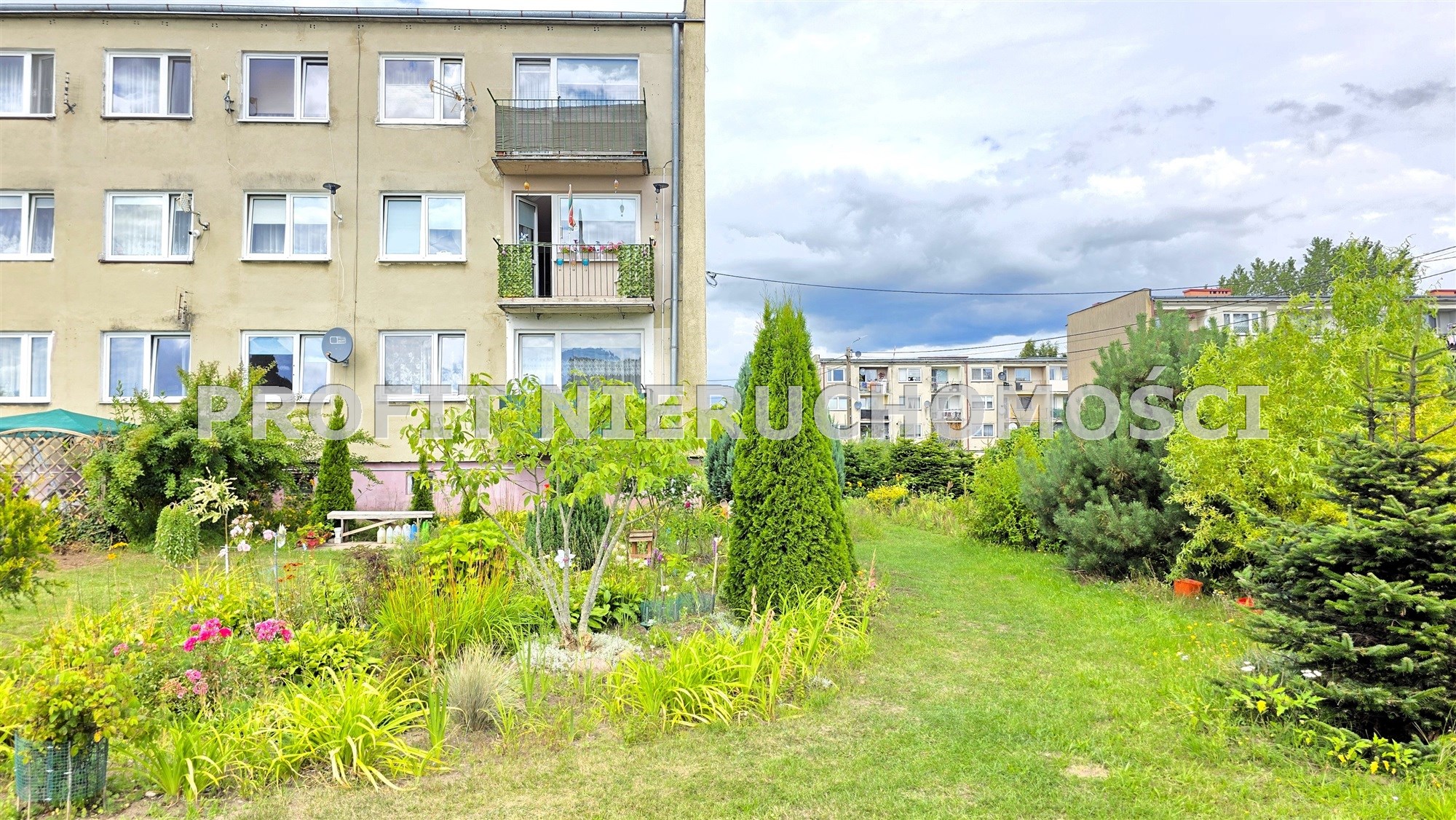 10812178020002000100