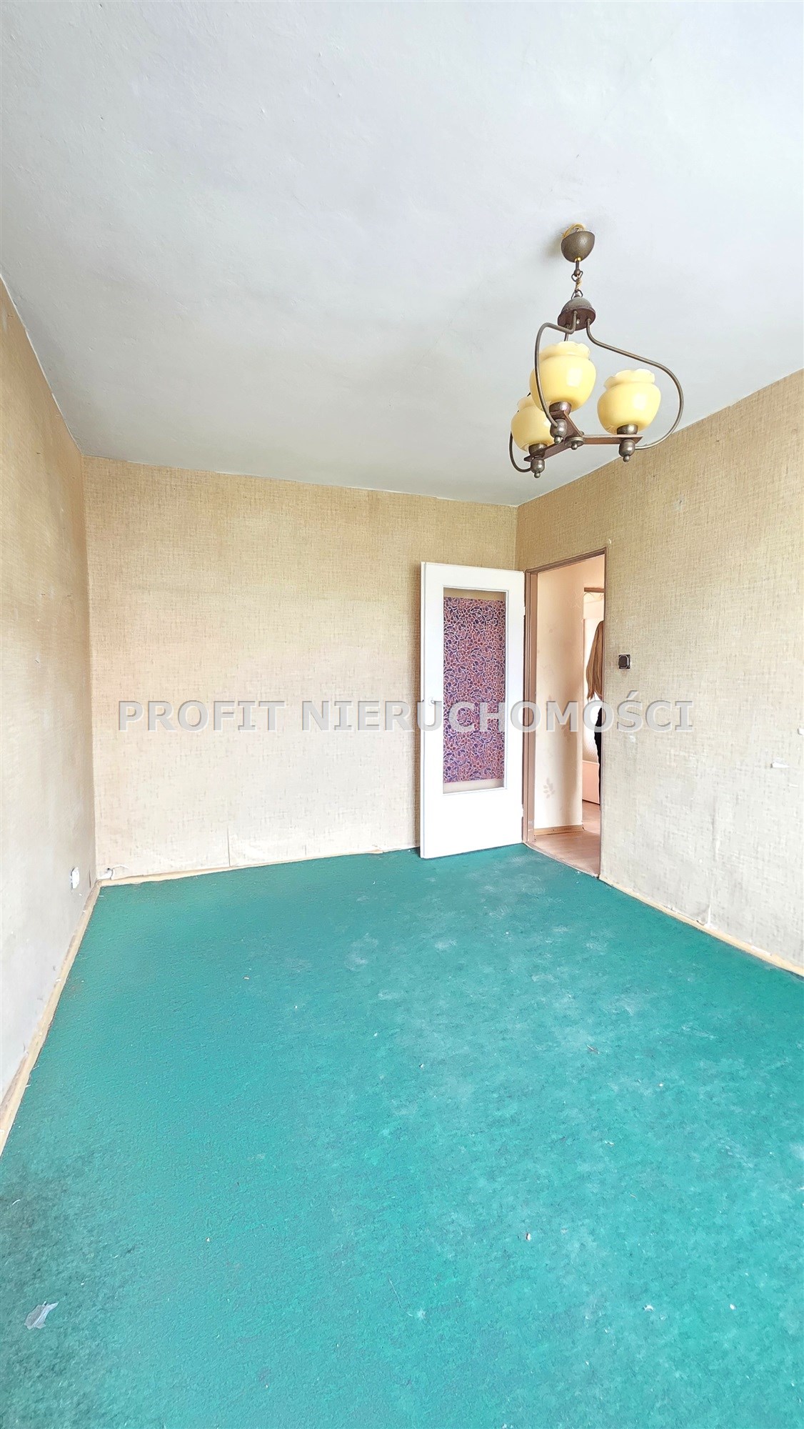 10812178920002000100