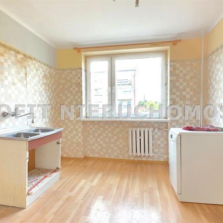 10812179220002000100