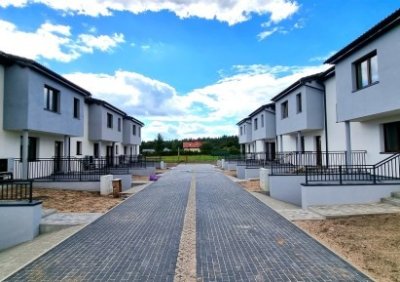 105281724-411-290-0-1-1