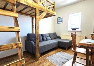 105607713-411-290-0-1-1