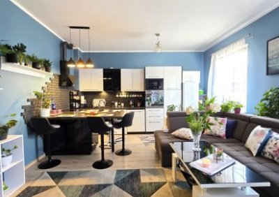 108271552-411-2-0-0-1-1