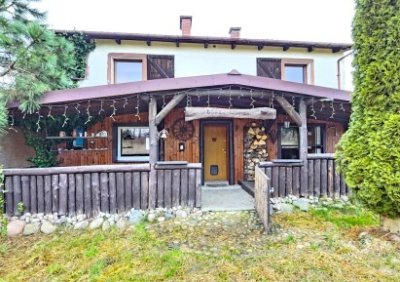 106695622_411_290_0_1_1